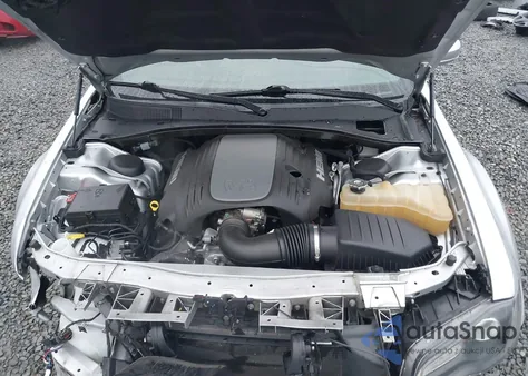 2021 Chrysler 300 300S z USA, uszkodzony, nr VIN 2C3CCABT5MH554772